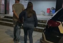 A policia civil de canoas fazendo a prisão do criminoso
