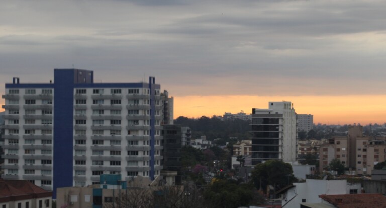 foto do tempo em canoas