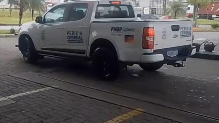 Ocorrência do homem morto em posto de combustiveis em Porto Alegre