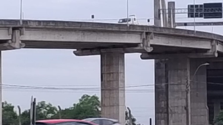 ocorrência do acidente na BR-448 na divisa entre Canoas e Porto Alegre