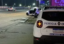 na foto, acidente br-116 canoas