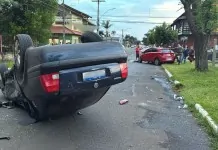 o carro que capotou em acidente em canoas