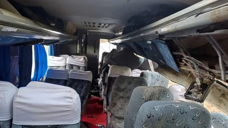 o ônibus que se acidentou em Pernambuco