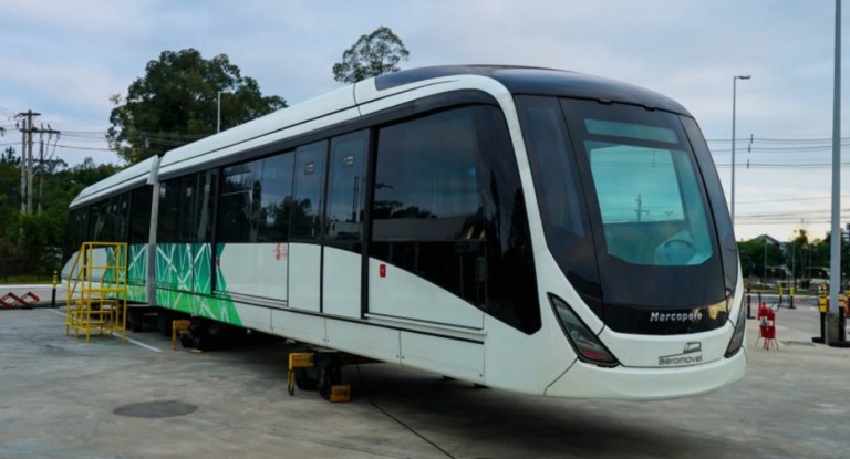 na foto, aeromóvel Canoas