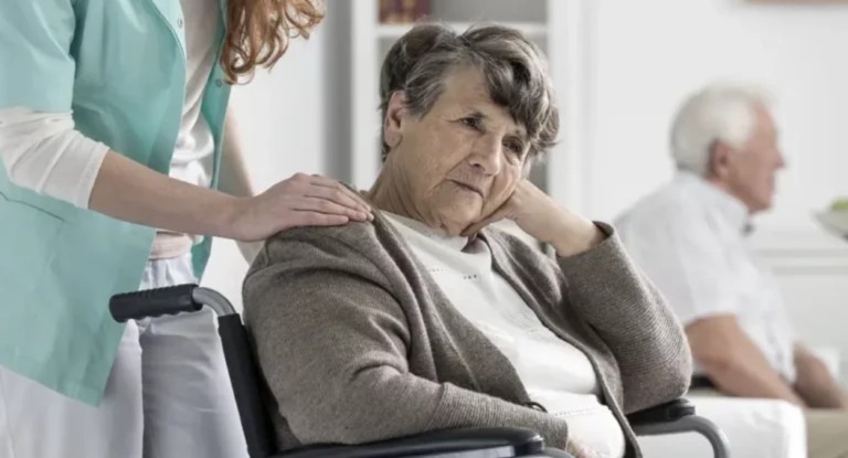 foto de uma pessoa com alzheimer