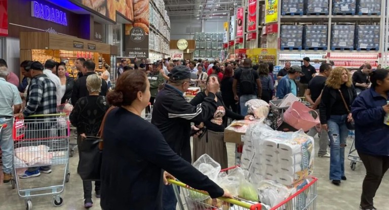 na foto, atacado em Canoas