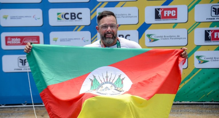 na foto, atleta de Canoas