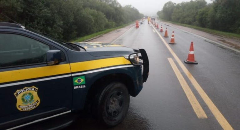 na foto, caminhão nova santa rita