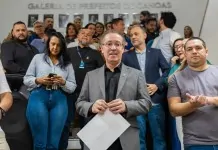 Canoas anuncia novos benefícios e vale-alimentação para servidores municipais Canoas anuncia novos benefícios e vale-alimentação para servidores municipais