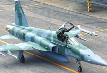 Canoas terá corrida inédita entre Caça F-5 e Lamborguinni
