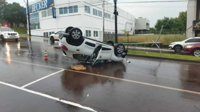 casal-Canoas-BR-386 ocorrência do acidente do casal na BR-386 em Canoas