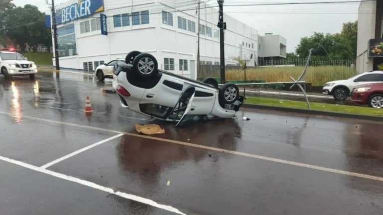 ocorrência do acidente do casal na BR-386 em Canoas