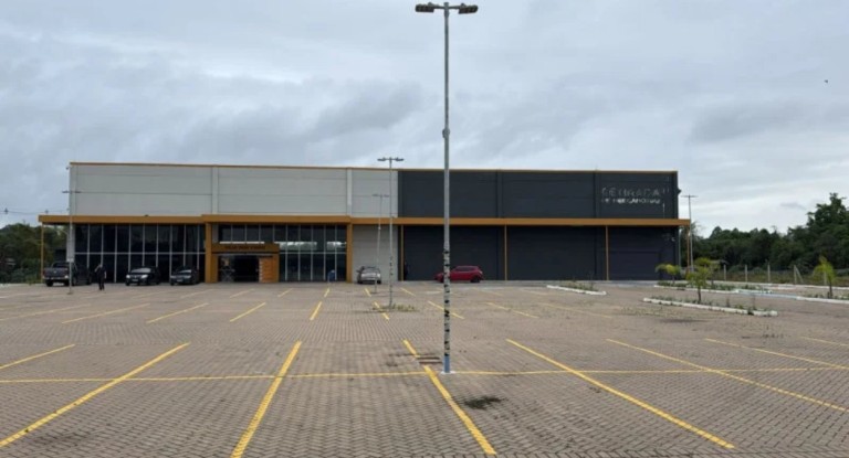 na foto, prédio da cassol em sapucaia do sul