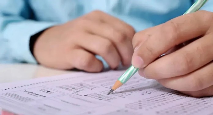 Concurso público do Banco do Brasil e da Caixa oferece salários de até R$ 18 mil