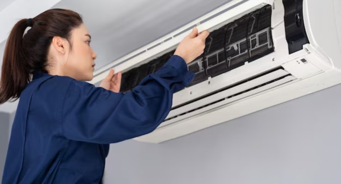 Curso gratuito para mulheres em Canoas ensina reparos de elétrica e ar-condicionado