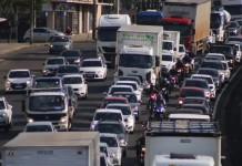 DNIT pede que motoristas evitem a BR-116 em Canoas nesta quinta (30) DNIT pede que motoristas evitem a BR-116 em Canoas nesta quinta (30) por obras de pavimentação