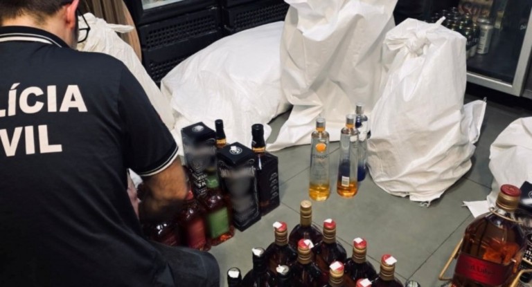 na foto, fiscalização em Porto aAlegre