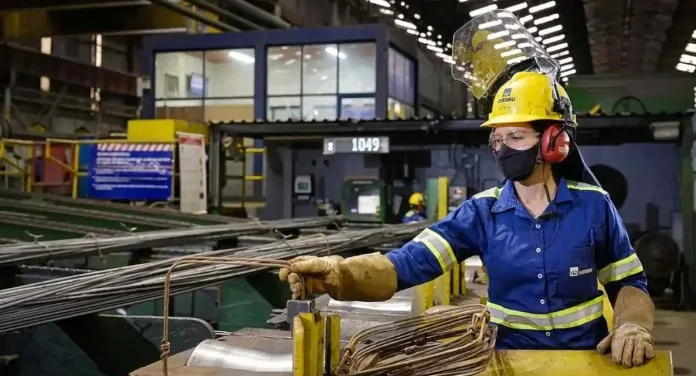 Gerdau abre inscrições para programa de estágio com 150 vagas em todo o Brasil Gerdau abre inscrições para programa de estágio com 150 vagas em todo o Brasil
