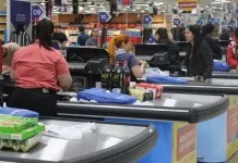 na foto, hipermercado Canoas