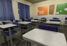 Dia do professor 2025: hoje é feriado?