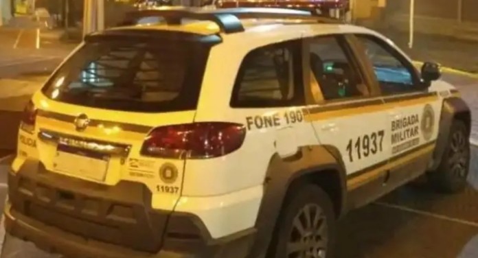 foto ilustra ocorrência do homem morto a tiros chegando em casa, em passo fundo