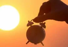 foto ilustra relógio no horário de verão; será que volta em 2025?