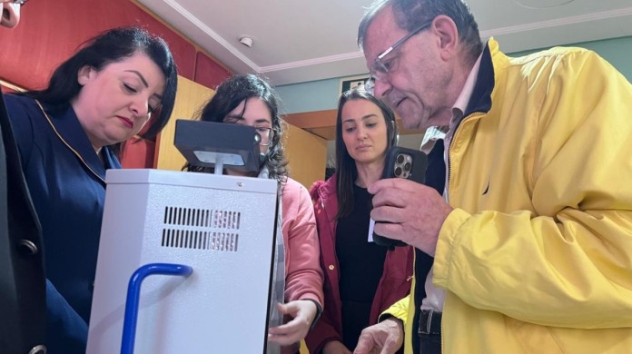 HU Canoas testa tecnologia russa de descontaminação hospitalar com 99% de eficácia