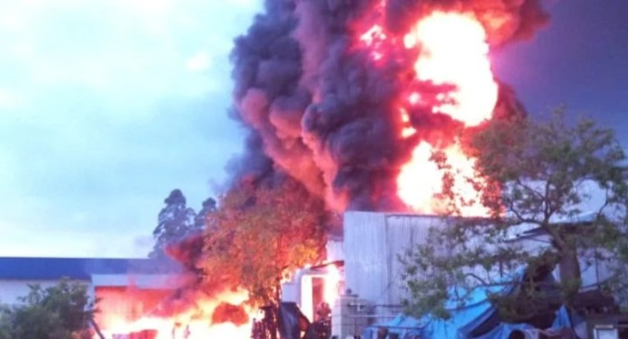 foto da ocorrência de incêndio em são leopoldo