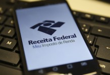na foto, isenção do Imposto de Renda