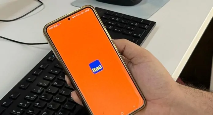 Itaú fora do ar: usuários relatam dificuldade em usar app