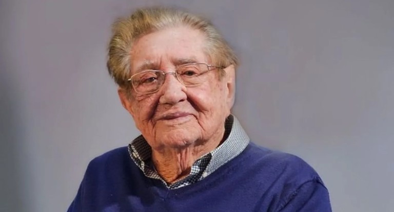 na foto, fundador da lojas quero-quero