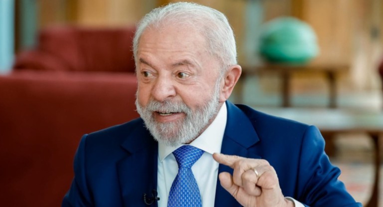 na foto, lula candidato 2026