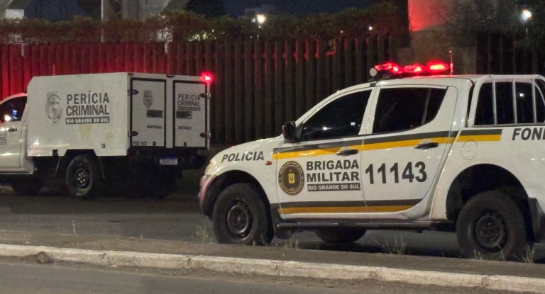 na foto, motociclista após acidente em Canoas