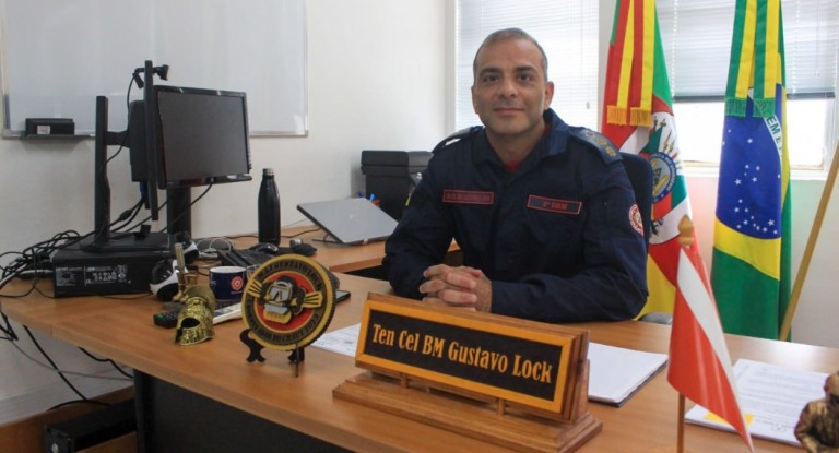“Somos servidores públicos e nossa missão é servir" diz novo comandante do 8º Batalhão de Bombeiros de Canoas