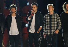 Foto mostra o grupo One Directon. Será que voltou?