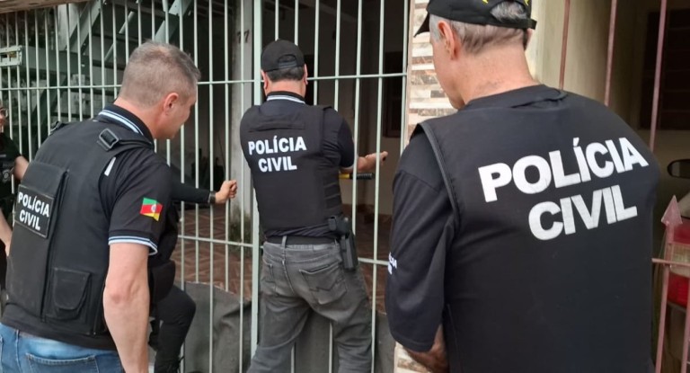 na foto, operação turrim lavare