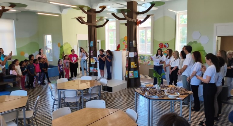 na foto, pão dos pobres