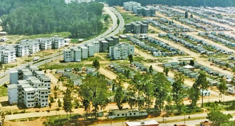 Mutirão vai regularizar 4 mil imóveis da antiga Cohab a custo zero