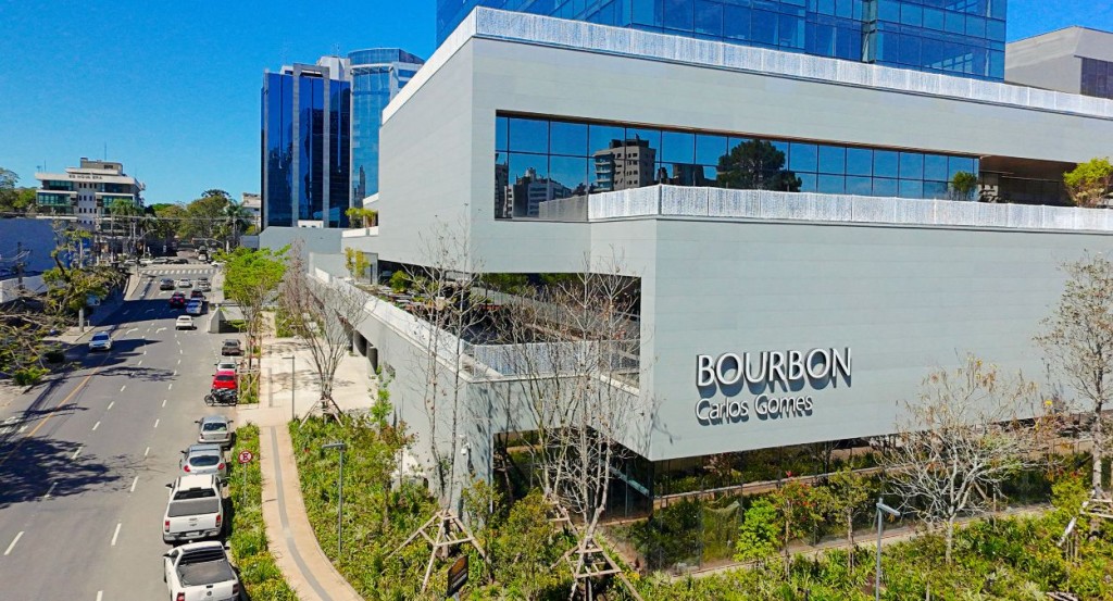 na foto, shopping bourbon porto alegre