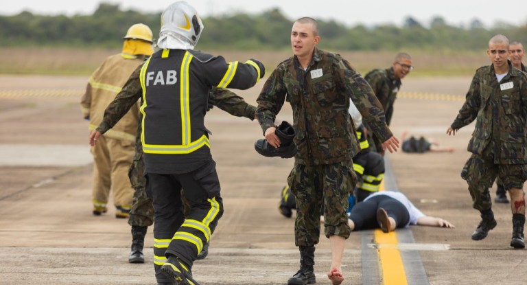 na foto, simulado em Canoas