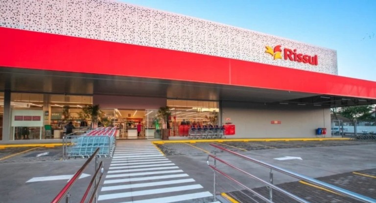 Supermercado Rissul tem mais de 200 vagas de emprego em Canoas