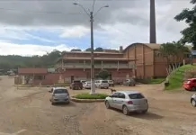 Usina anuncia fechamento e demissão em massa de mil funcionários em cidade A usina que decretou demissão dos funcionários