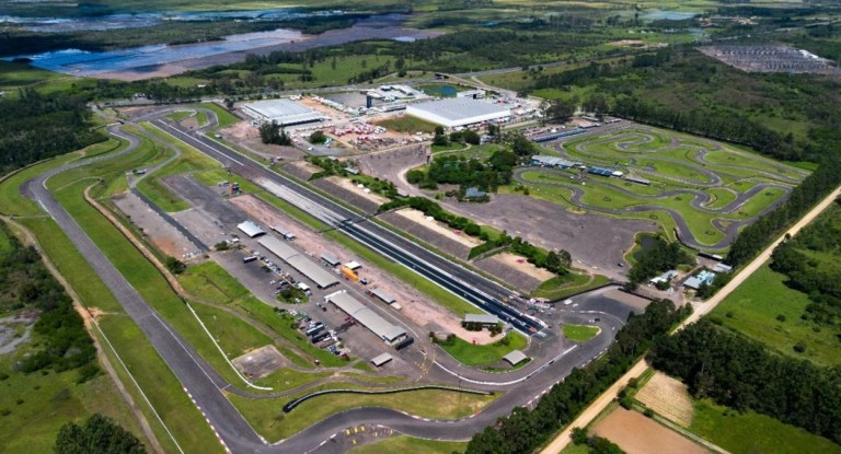 na foto, velopark nova santa rita