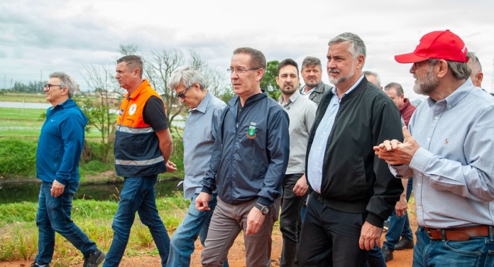 Canoas apresenta obras de proteção contra cheias ao governo federal