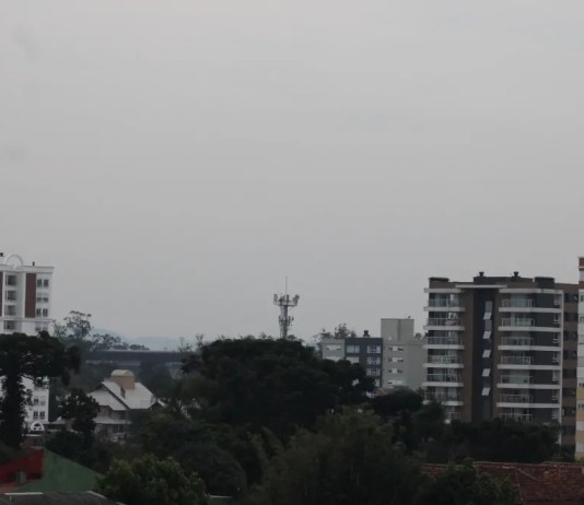 MetSul aponta que frente fria alcançará o RS com ventos intensos A MetSul no RS