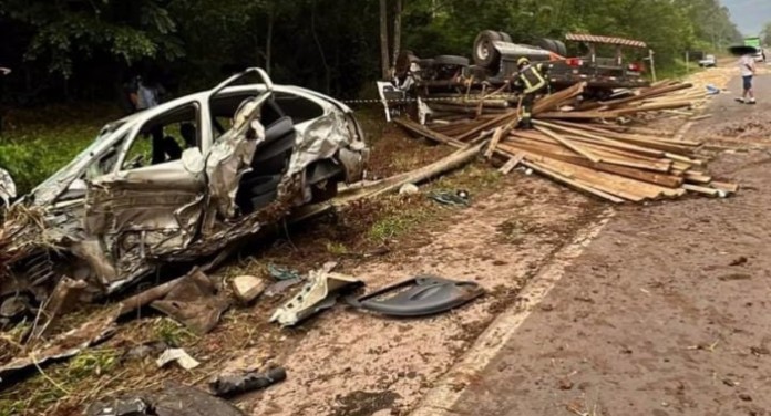 Acidente grave na ERS-486 em Itati deixa um morto e duas pessoas feridas