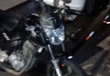 A moto que se envolveu em acidente em Canoas