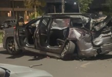 Acidente em Canoas: carro capota duas vezes e colide em mais veículos na foto, acidente em Canoas