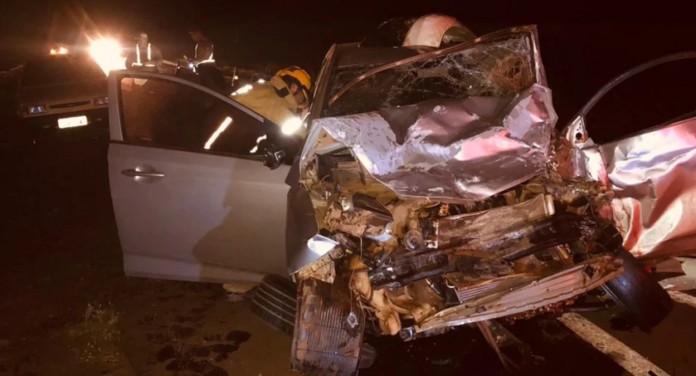 Acidente RS-406 em Nonoai: colisão entre ônibus e carro deixa uma pessoa morta no Norte do Estado