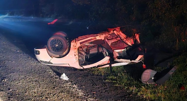 na foto, acidente na RSC-287 em Montenegro